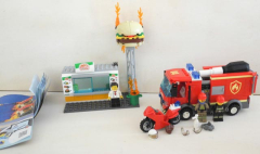 Lego Feuerwehreinsatz im Burger Restaurant Nr. 60214