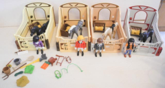 4 Pferdeboxen Set 1