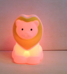 Licht Löwe mit Farbwechsel