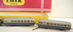 Lokomotive mit 2 Waggons von Trix Express ÖBB Roco Artikel 2300