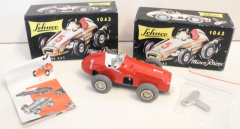Rennauto rot Mercedes 2,5l. Micro Racer von Schuco 1043