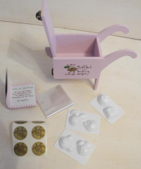 Muffy VanderBear The Ruffled Truffle Candy Company - Süssigkeitenwagen rosa