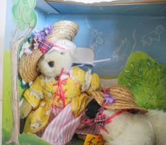 Muffy VanderBear Little Bear Peep - Bär mit Lamm Mary