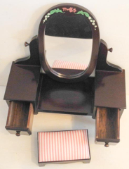 Muffy Vanderbear’s Schminktisch mit Hocker - wie Neu