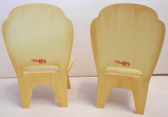Muffy Vanderbear’s zwei Stühle aus Holz - fast NEU