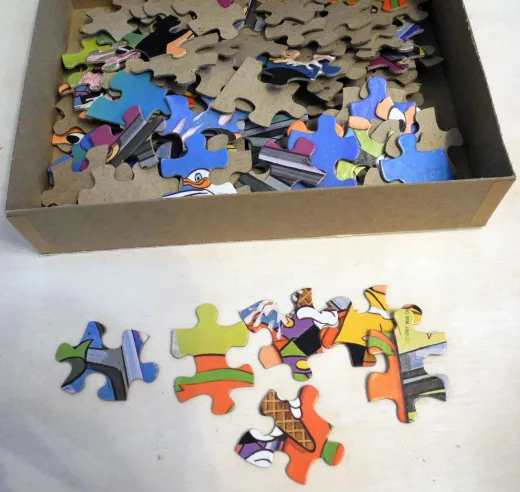 Puzzle Walt Disney Mickey Mouse auf der Achterbahn - 100 Stk.