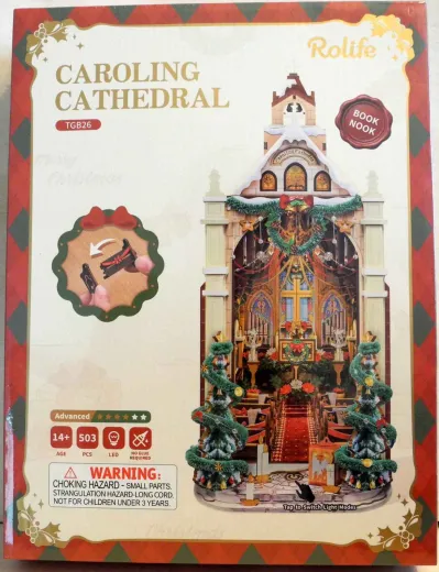 Book Nook Caroling Cathedral - Holzbausatz von Robotime