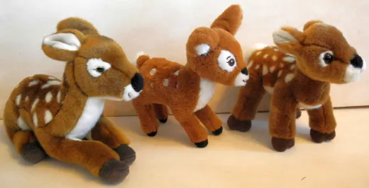 Plüsch-Rehe – 3er-Set mit sitzendem und stehenden Rehen
