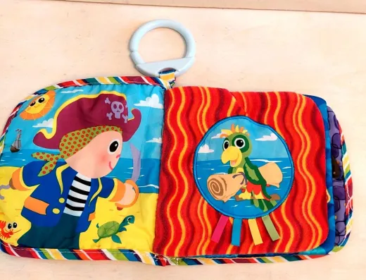 Lamaze Stoffbuch Yo Ho Horace – Pirat