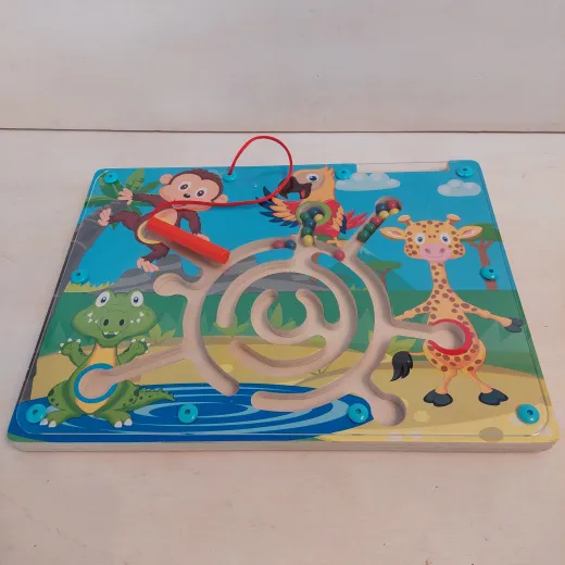 Magnet-Labyrinth aus Holz mit Tiermotiven von Delta Sport