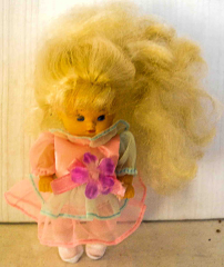 Barbie Kleinkind mit rosa Kleid