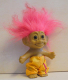 Troll mit gelben, langen Hosen