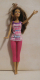 Barbie mit Top und pinken Hosen