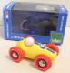 Rennauto gelb aus Holz von Vilac