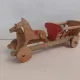 Altes Holz-Pferdegespann mit Leiterwagen – 1950er-Jahre