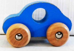 Holzauto blau mit Guckloch